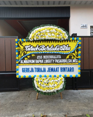 Papan Bunga Duka di Cempaka Putih Timur